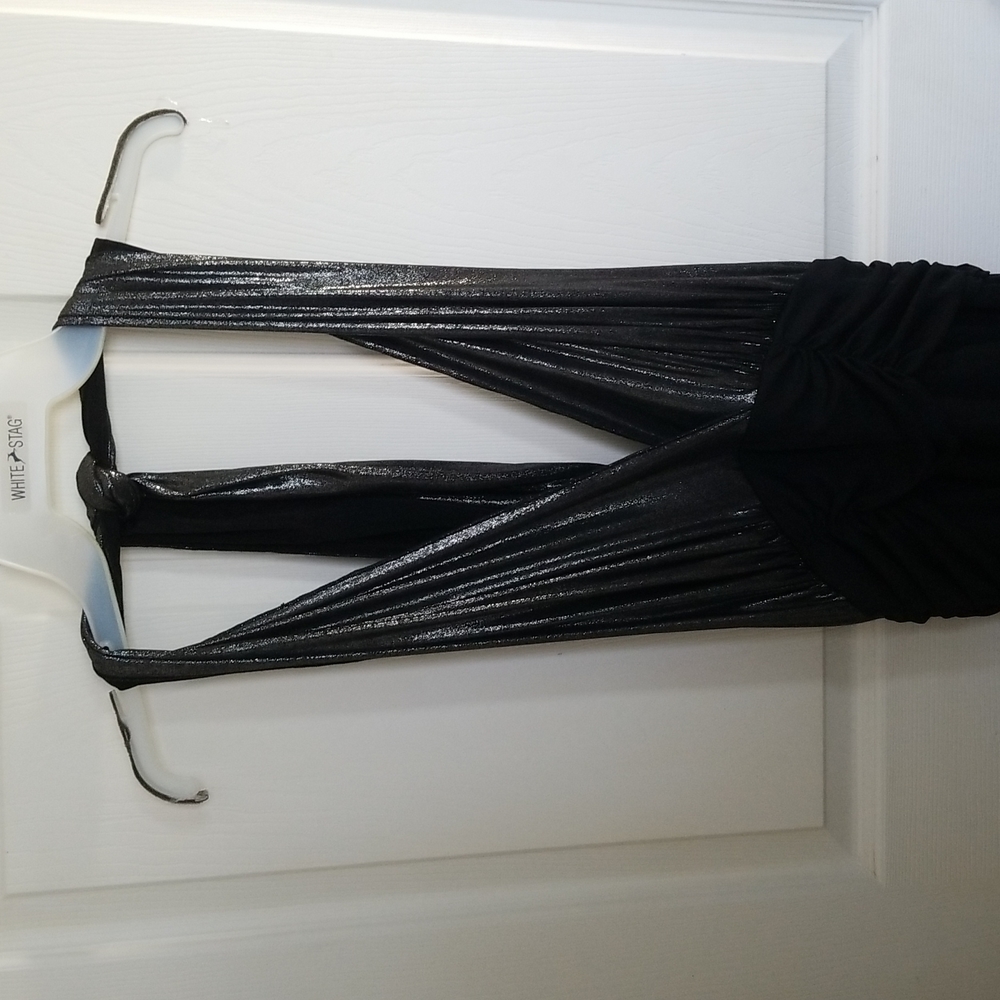 Beautiful dress-Never wore size 12